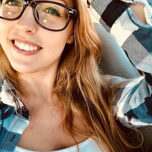 Meet your Posher, Breanna